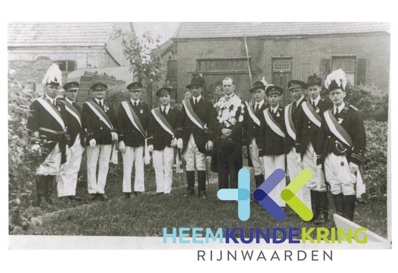 1946-0327 (2)